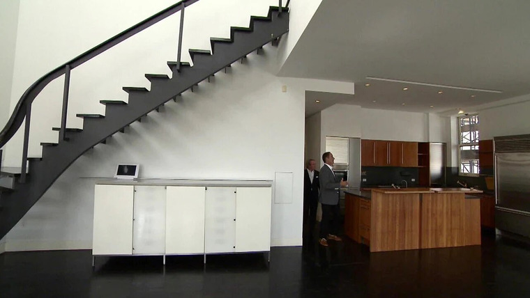 Selling New York — s04e10 — A Family Affair