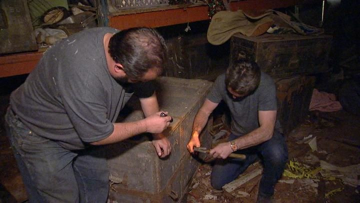 American Pickers — s04e02 — An Indian Reunion
