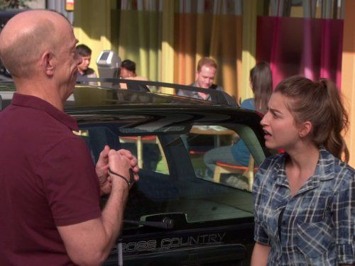 Путеводитель по семейной жизни — s01e07 — Katie You Can Drive My Car