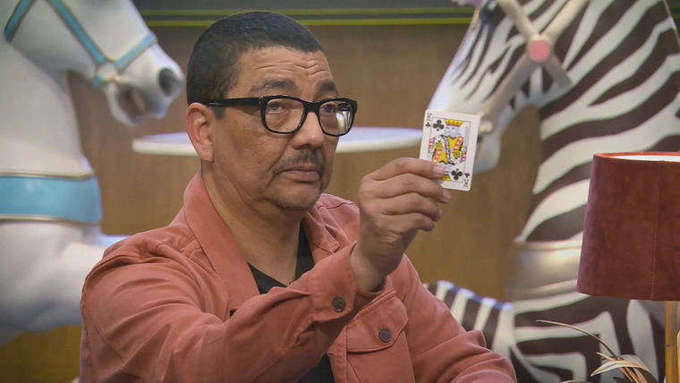 LOL: Last One Laughing — s03e05 — Tante Es laat zien wie de baas is