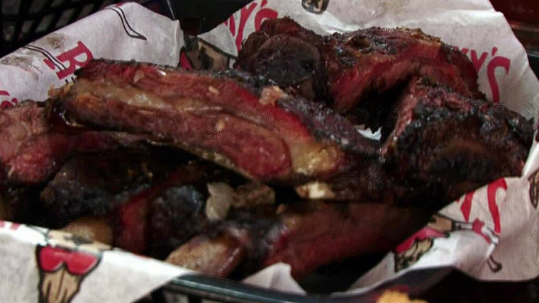 BBQ Crawl — s01e03 — Tennessee Competition