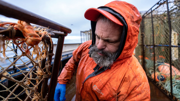 Смертельный улов — s19e13 — Victory at Sea