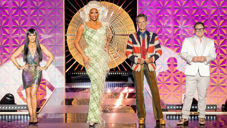 Королевские Гонки РуПола: Британия против мира — s02e01 — The Queens' Variety Show