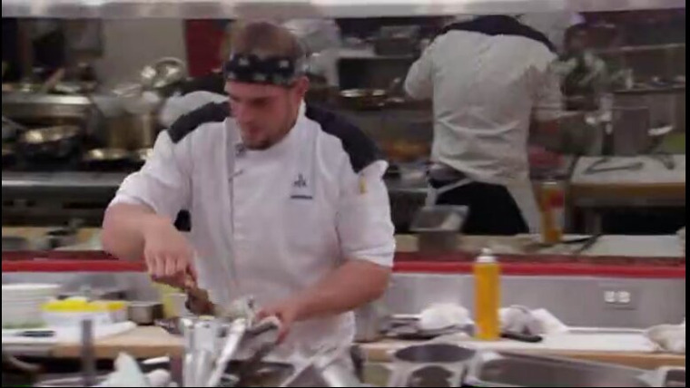 Hell's Kitchen — s14e13 — 6 Chefs Compete