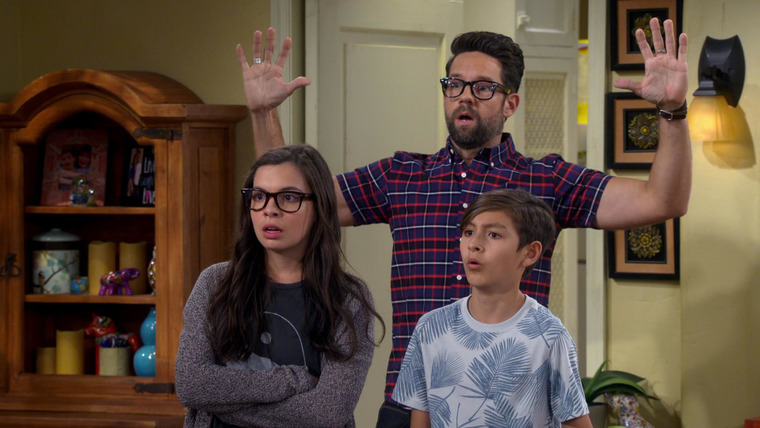 One Day at a Time — s01e08 — One Lie at a Time
