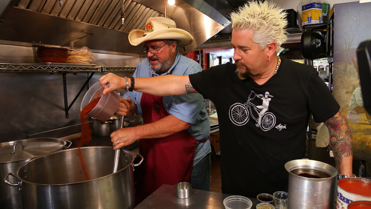Diners, Drive-Ins and Dives — s2015e14 — A Bowlful of Soul
