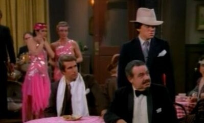 Счастливые дни — s07e24 — The Roaring Twenties