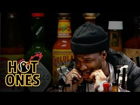 Горячие — s02e01 — Curren$y Talks Munchies, Industry Games, and Rap Dogs While Eating Spicy Wings