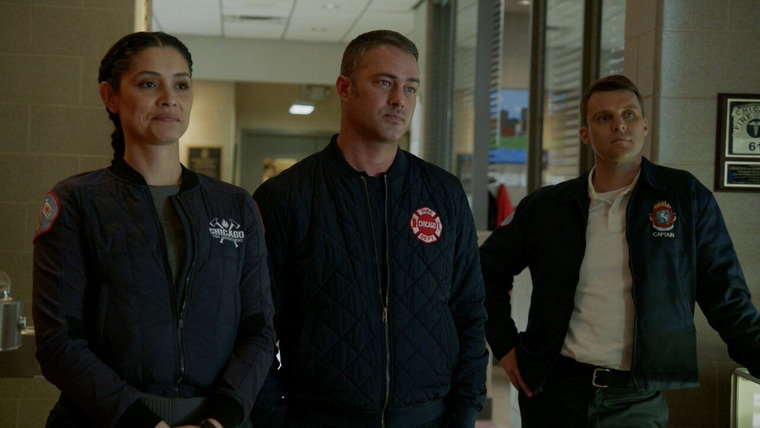 Chicago Fire — s09e11 — A Couple Hundred Degrees