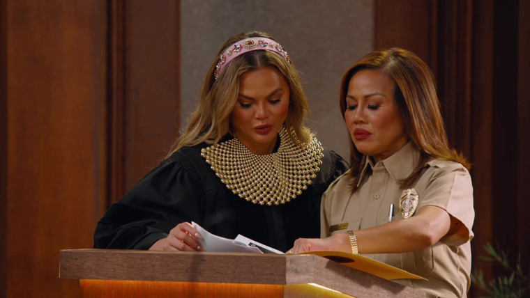 Суд Крисси — s02e01 — Plumb Dog Millionaire