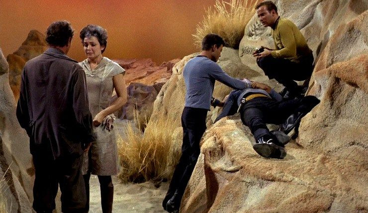 Star Trek — s01e01 — The Man Trap