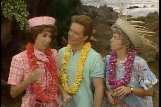 Mama's Family — s04e20 — Mama Goes Hawaiian (Part 1)