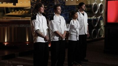 Hell's Kitchen — s09e15 — 4 Chefs Compete