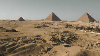 Les secrets des bâtisseurs de pyramides — s01e01 — La première pyramide