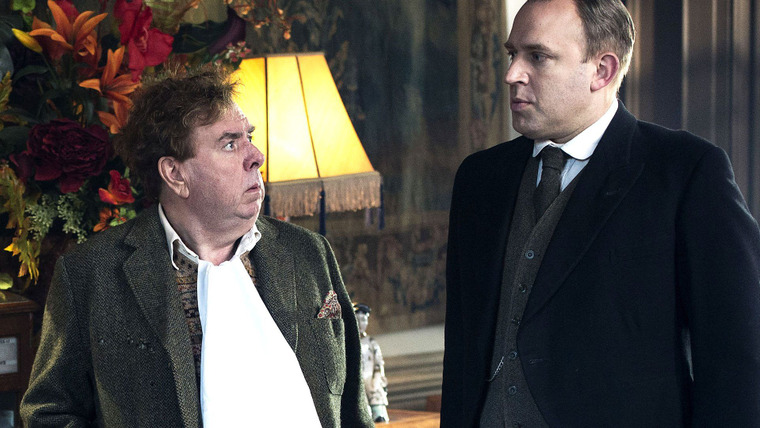 Blandings — s02e02 — Dirty Work at the Crossroads