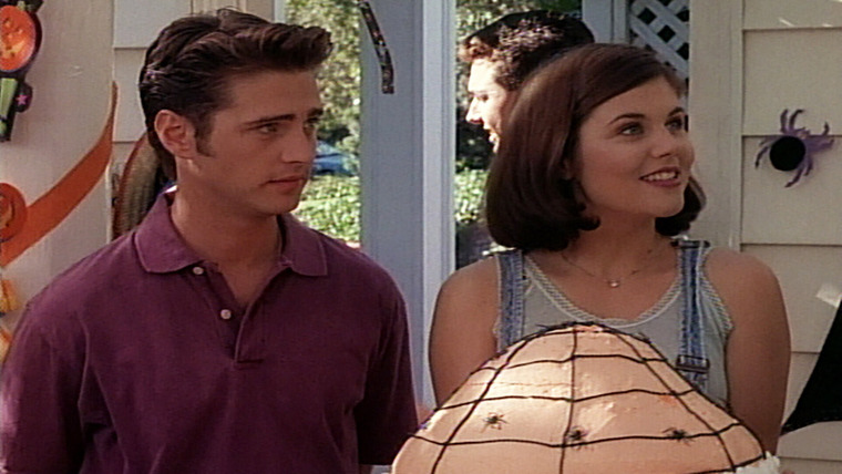 Beverly Hills, 90210 — s05e08 — Things That Go Bang in the Night