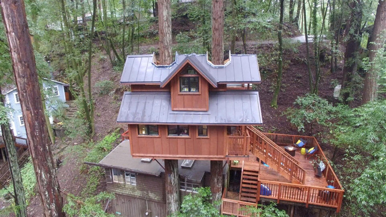 The Treehouse Guys — s02e09 — The Treehouse Guys Build a Redwood Retreat in California