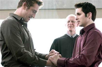 Queer As Folk — s04e13 — Proposal of Two Kinds