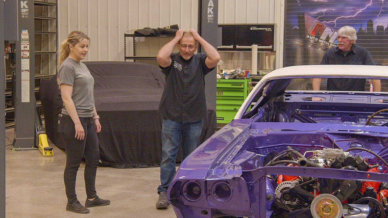 Graveyard Carz — s12e04 — Perks of Being a Challenger