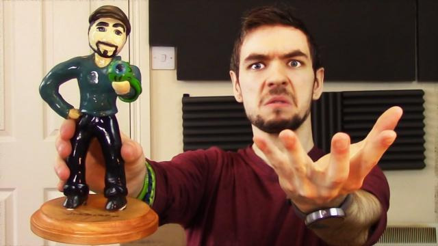 Jacksepticeye — s04e384 — OPENING YOUR GIFTS!