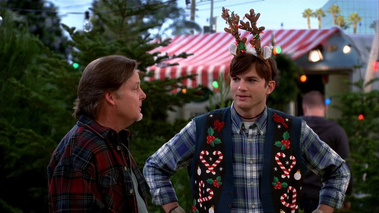 Two and a Half Men — s10e11 — Give Santa a Tail-Hole