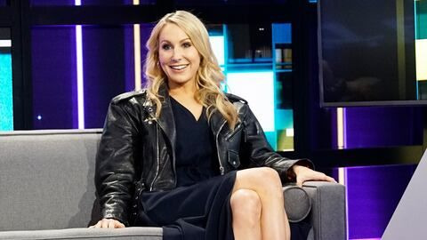 A Little Late with Lilly Singh — s01e85 — Nikki Glaser