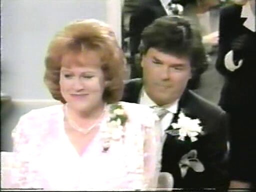 The New WKRP in Cincinnati — s02e22 — Father of the Groom