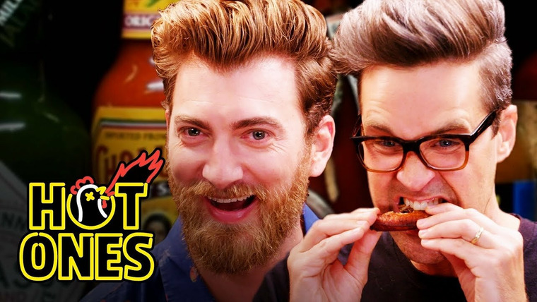 Горячие — s06e11 — Rhett & Link Hiccup Uncontrollably While Eating Spicy Wings