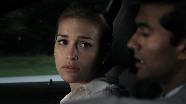 Тайные связи — s02e01 — Begin the Begin