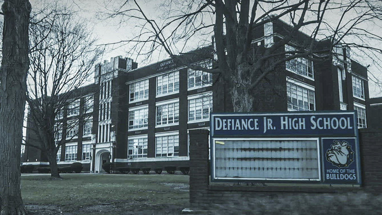 Destination Fear — s04e03 — Defiance Jr. High School