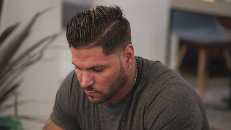 Jersey Shore: Family Vacation — s02e03 — The Truth About Ronnie