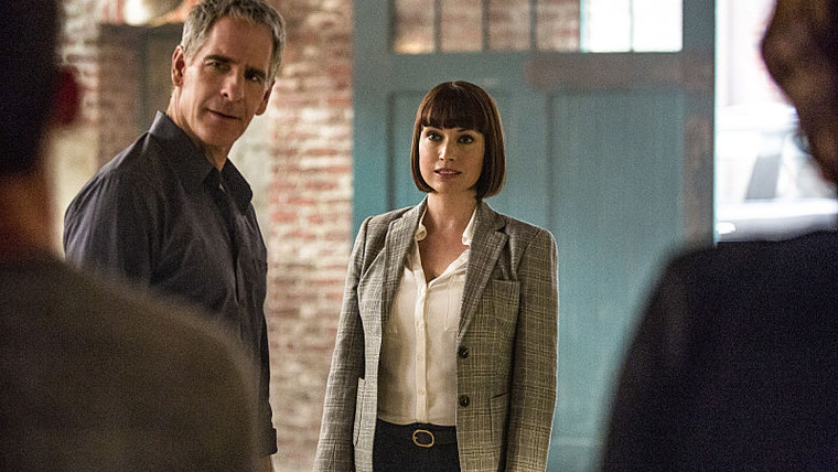NCIS: New Orleans — s02e19 — Means to an End