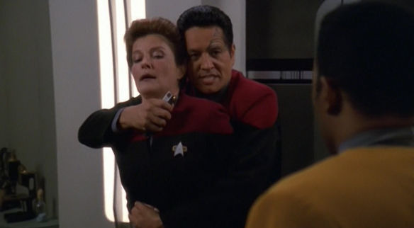 Star Trek: Voyager — s07e11 — Shattered