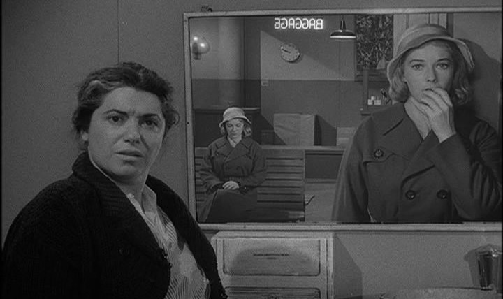 The Twilight Zone (1959) — s01e21 — Mirror Image