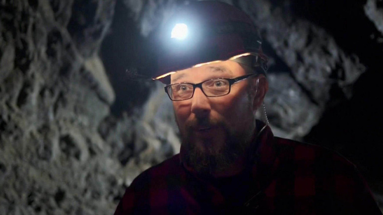 Monsters Underground — s01e06 — Grand Canyon Caverns Rake