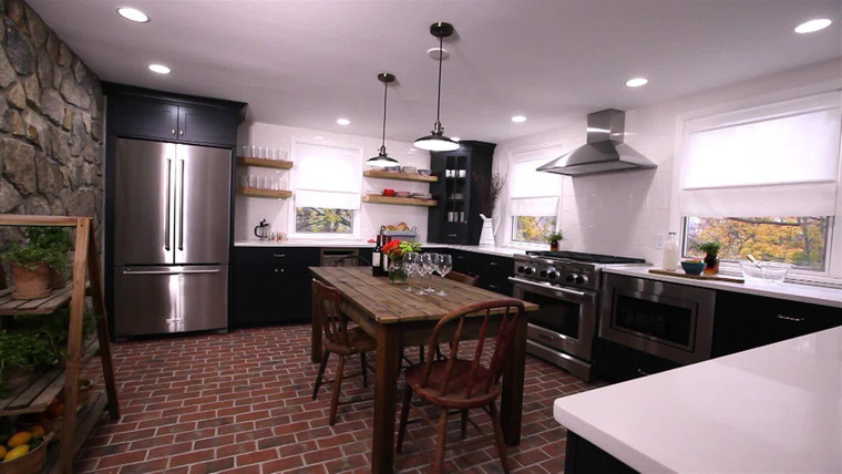 Stone House Revival — s02e07 — 1800's Kitchen and Sunroom