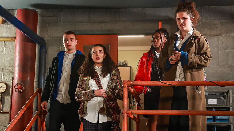 Phoenix Rise — s03e09 — Family Matters