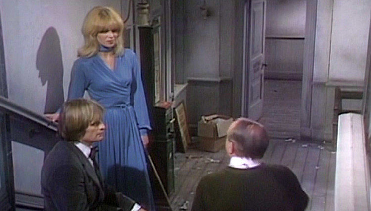 Sapphire and Steel — s02e07 — The Railway Station (7)