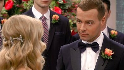 Melissa & Joey — s03e35 — You're the One That I Want