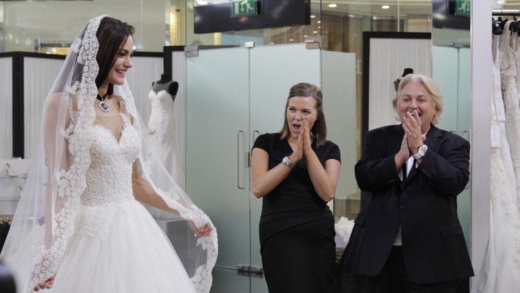 Say Yes to the Dress UK — s01e11 — Defying Expectations