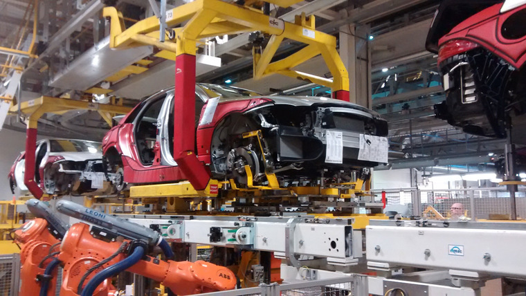 How It's Made: Dream Cars — s05e04 — Jaguar XF