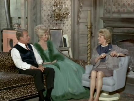 Green Acres — s05e01 — Lisa's Mudder Comes for a Visit