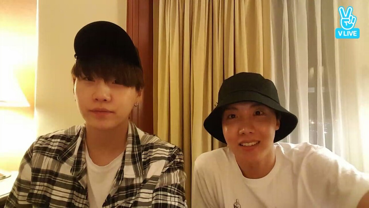 BTS on V App — s03e29 — 화개장터: 필리핀에 오다!