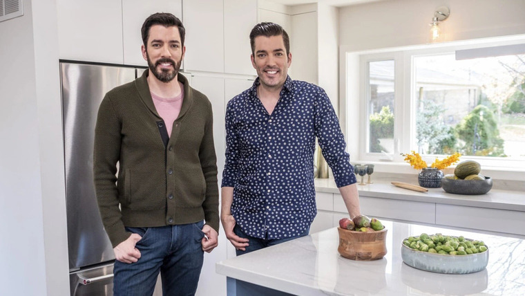 Property Brothers: Forever Home — s03e03 — Out of the Past and Into the Future