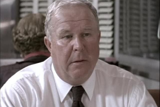 Убойный отдел — s01e04 — A Shot in the Dark