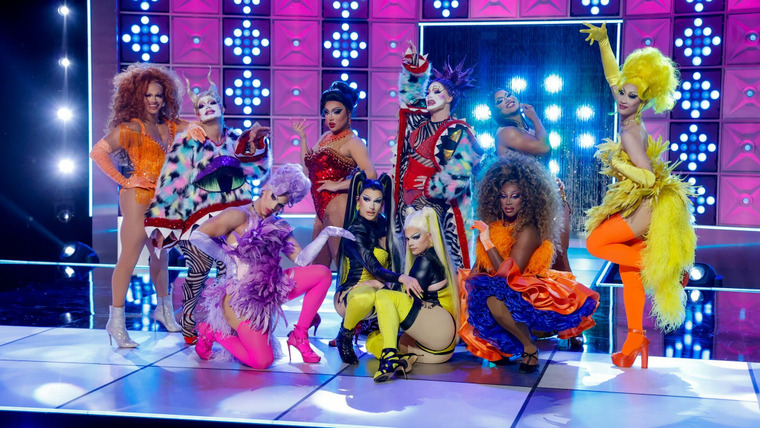 RuPaul's Drag Race — s16e13 — Drag Race Vegas LIVE! Makeovers