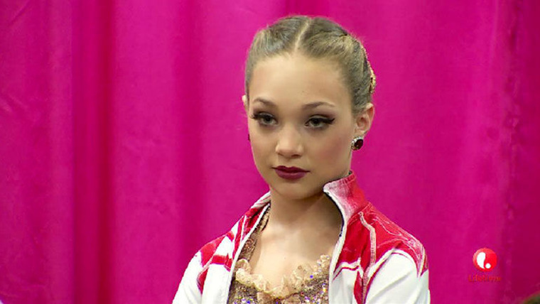 Мамы в танце — s05e15 — Maddie vs. Kalani