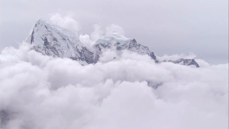 BBC: Тайная Индия — s01e01 — Land of Mountains