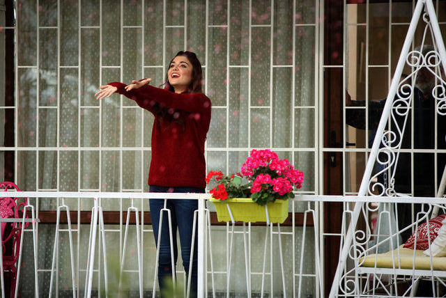 Любовь не понимает слов — s01e17 — 17. Bölüm