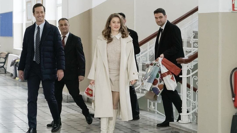 Девушка за стеклом — s03e15 — Episode 62